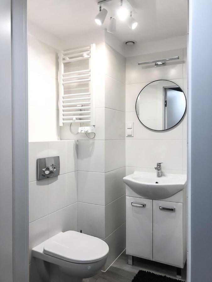 Airport Apartment Wroclaw Bagian luar foto