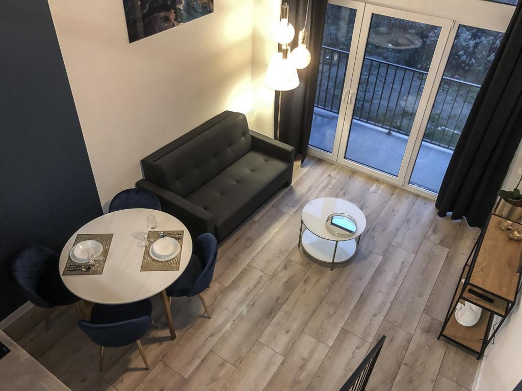 Airport Apartment Wroclaw Bagian luar foto